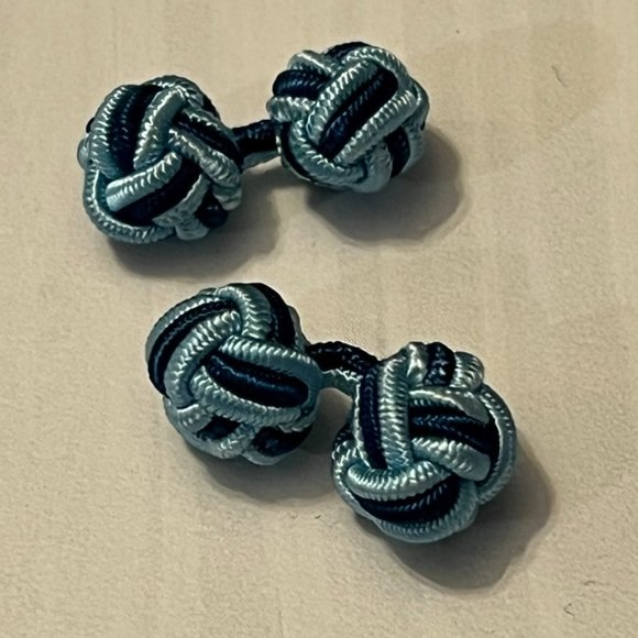 Cloth knot cufflinks, set of 2 - Picture 2 of 3